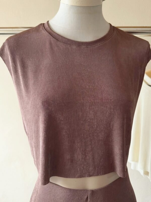 Alternative view of MUSCULOSA CORTA SLINKY