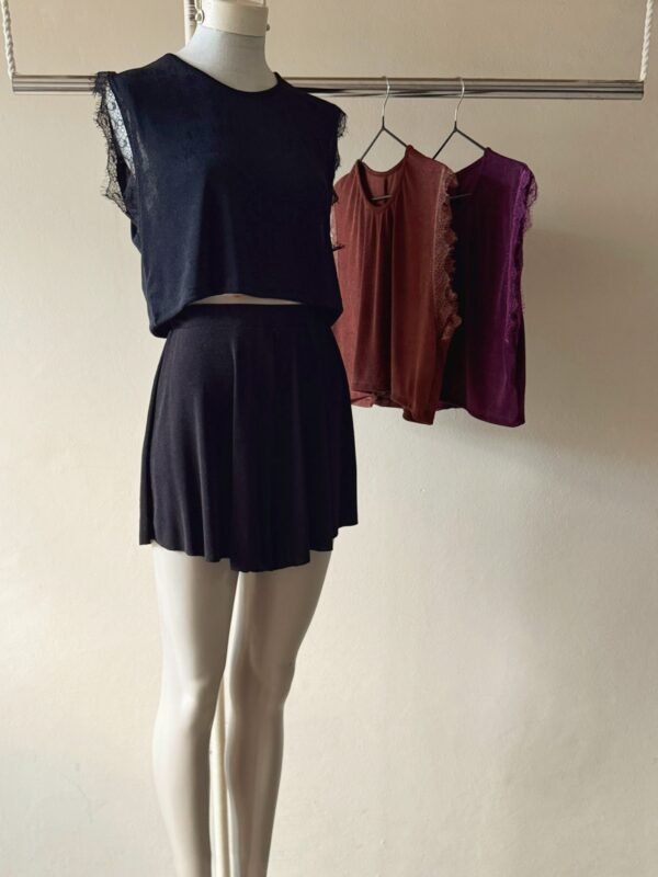 Alternative view of MUSC CORTA PUNTILLA SLINKY