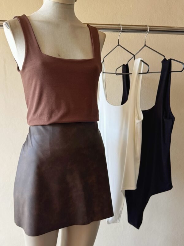 BODY CUELLO CUADRADO MELVIN