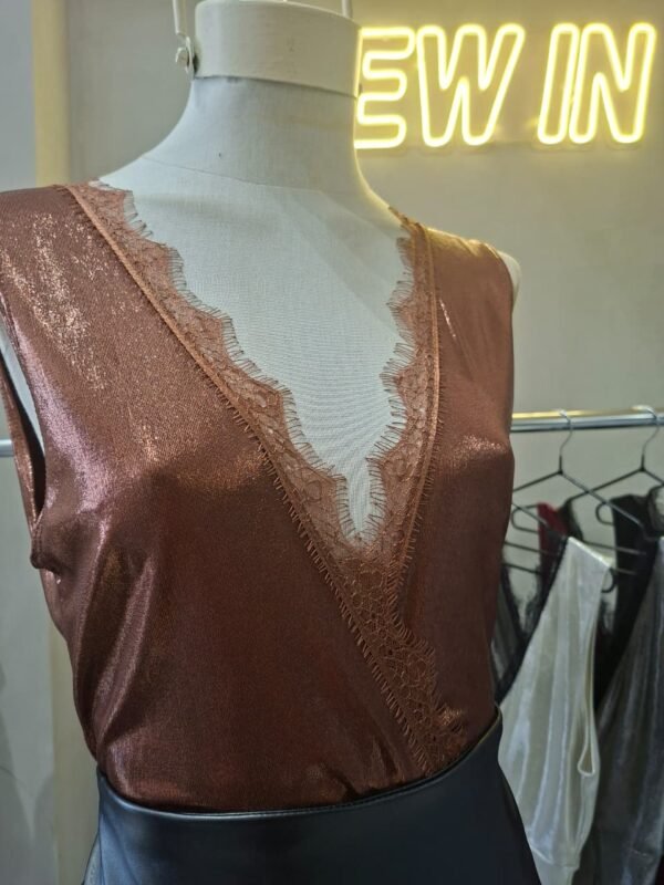 Alternative view of BODY CRUZADO PUNTILLA LUCY