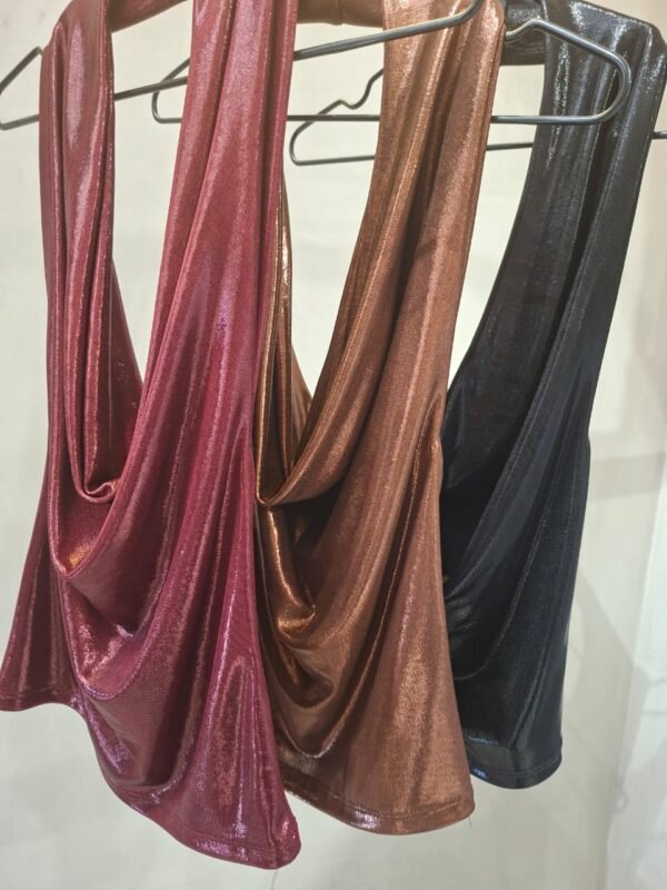 Alternative view of TOP BUCHE LUCY