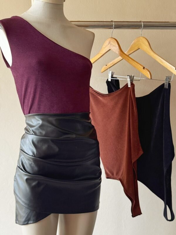 Alternative view of BODY UN HOMBRO SLINKY