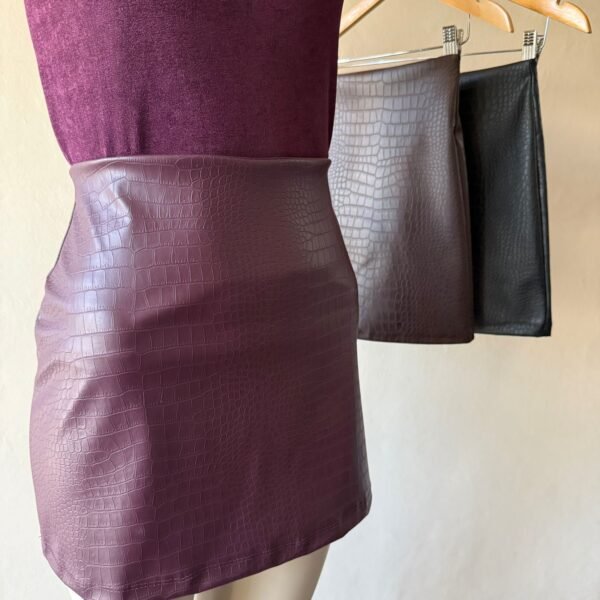 Alternative view of POLLERA EVASE CROCO TALLE 1