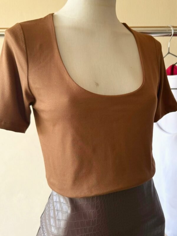 Alternative view of REM MC BASICA GRANDE MODAL GAMU