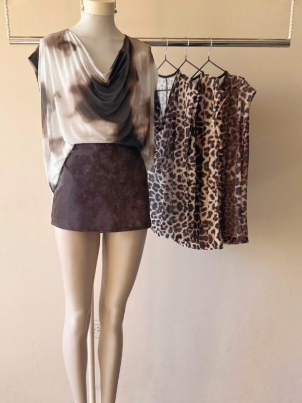 REMERA BUCHE TUL ESTAMPADO