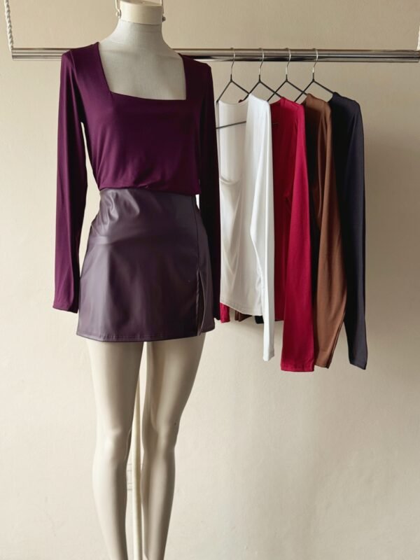 REM ML CUELLO CUADRADO GAMUZADO