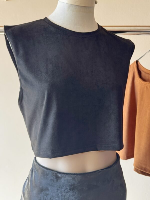 Alternative view of MUSC CORTA SUEDE