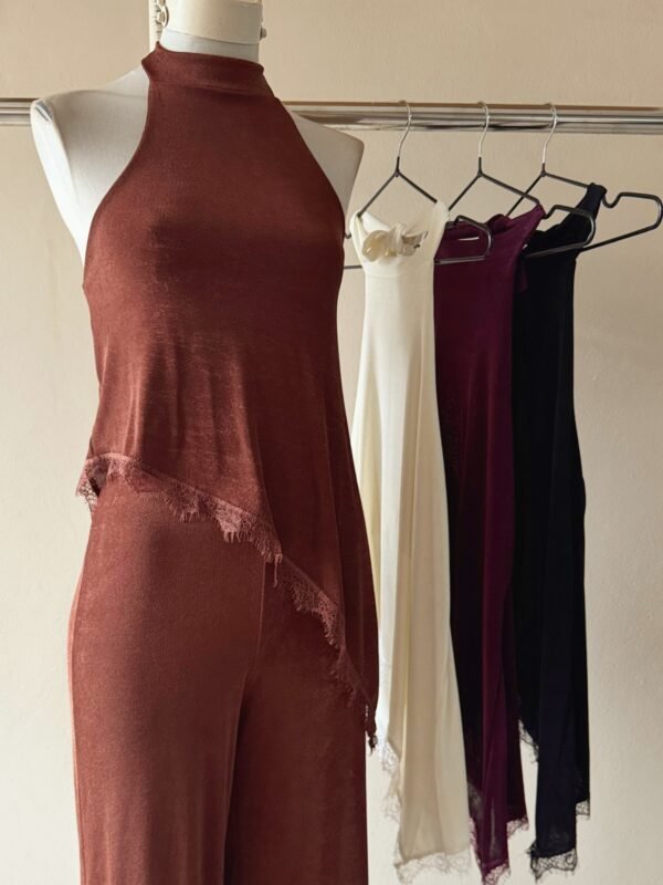 Alternative view of TOP PARA ATAR SLINKY PUNTILLA Y PICO