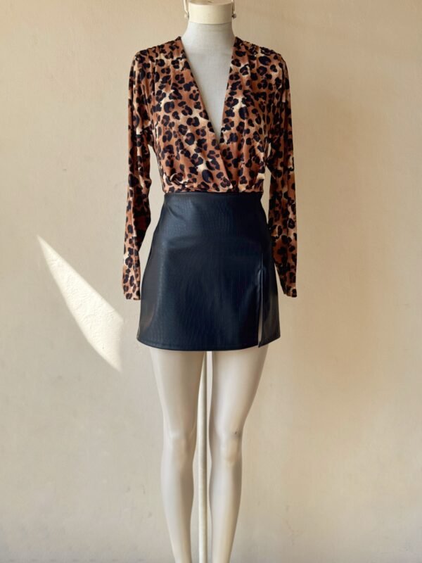 BODY ML CRUZADO HOMBRERAS GAMUZADO PRINT