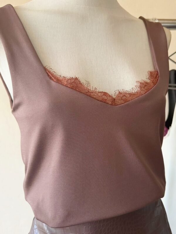 Alternative view of MUSC CORAZÓN PUNTILLA MICROFIBRA