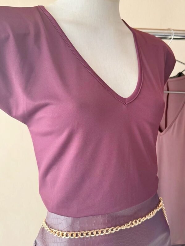 Alternative view of BODY HOMBRERAS ESCOTE V MICROFIBRA