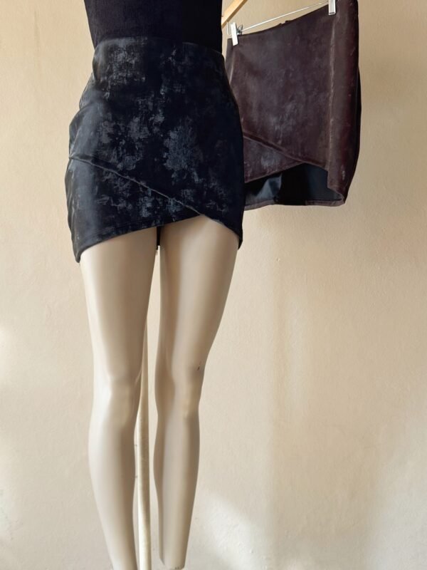 Alternative view of POLLERA CRUZADA CHLOE T.CHICO