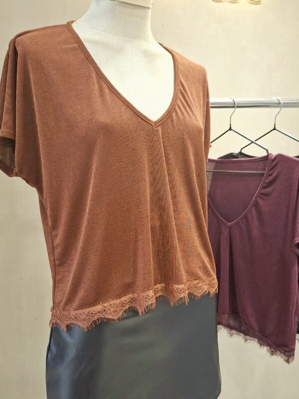 Alternative view of REM MC ESCOTE V SLINKY PUNTILLA