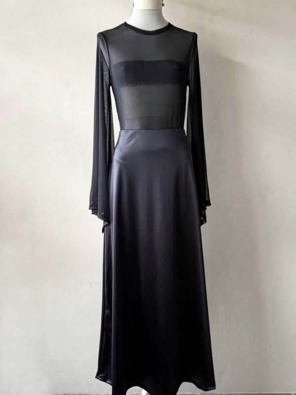 POLLERA LARGA SEDITA