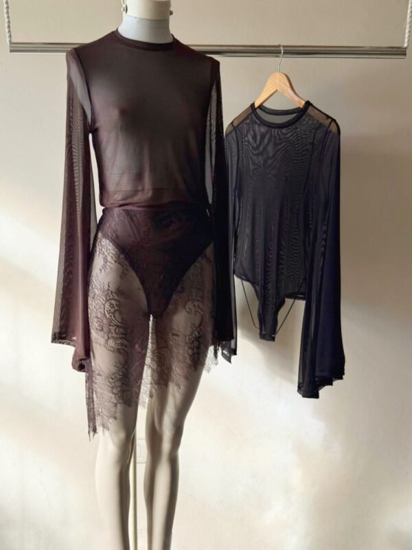 BODY ML ACAMPANADO TUL LISO