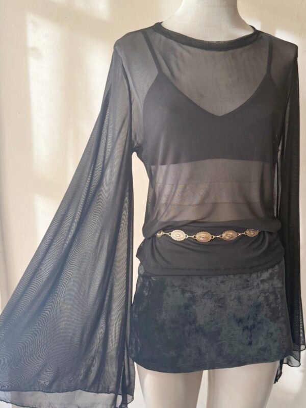 Alternative view of TOP ML ACAMPANADA TUL LISO