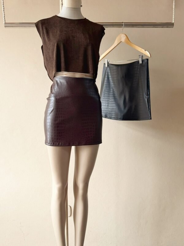 POLLERA EVASE CROCO TALLE 1