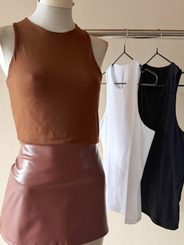 Alternative view of MUSCULOSA DEPORTIVA MODAL GAMUZADO