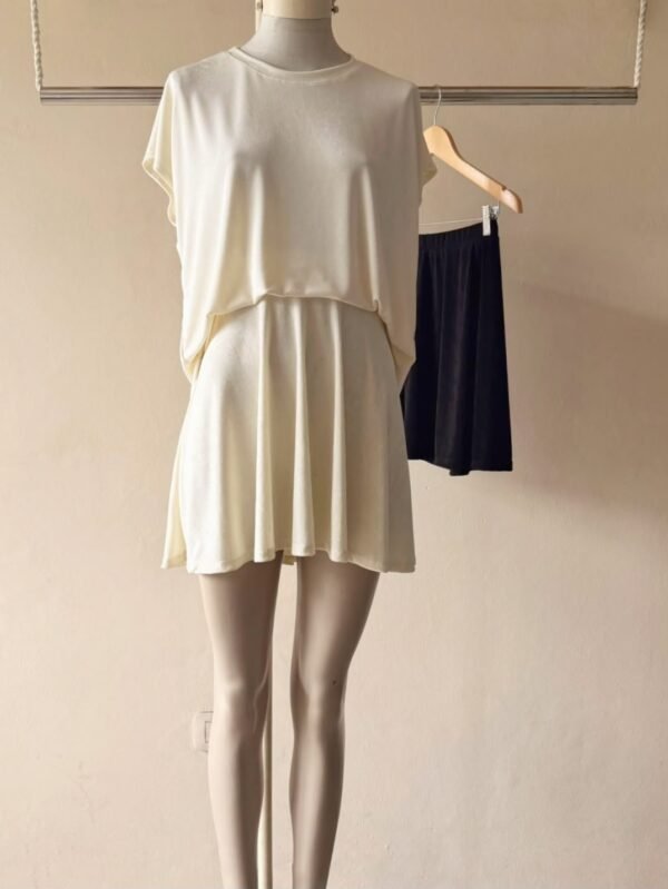 POLLERA PLATO SLINKY