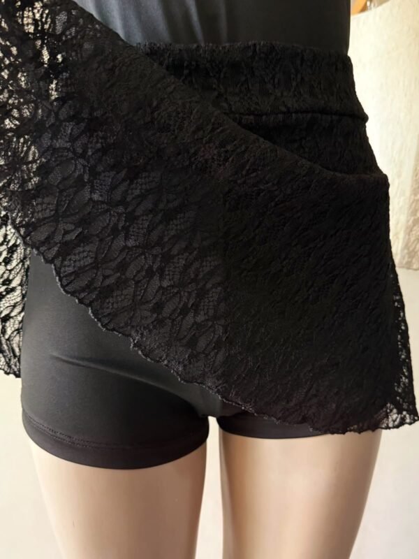 Alternative view of POLLERA PANTALON ENCAJE